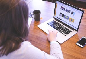 Concorso Aspal 89 funzionari, cosa studiare per la prova preselettiva