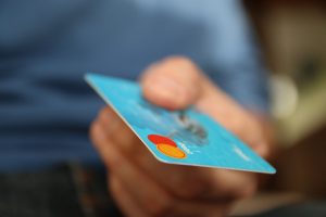 manovra 2020 carte di credito e contanti