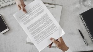 contratti-di-lavoro-quali-elementi-controllare-prima-della-assunzione