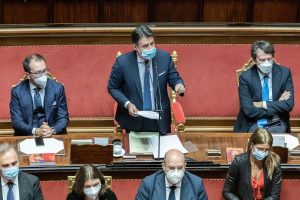 crisi-di-governo-il-senato-vota-la-fiducia-156-si