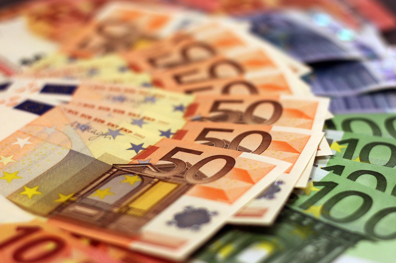Manovra 2023: Opzione Donna, multe Pos, caro energia. Le ultime novità Manovra 2023: Opzione Donna, multe Pos, caro energia. Le ultime novità