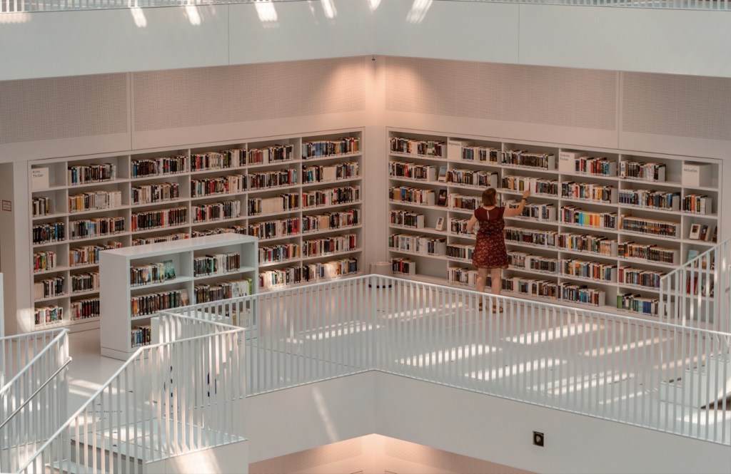 Concorso bibliotecario Milano 2023: il bando per i diplomati