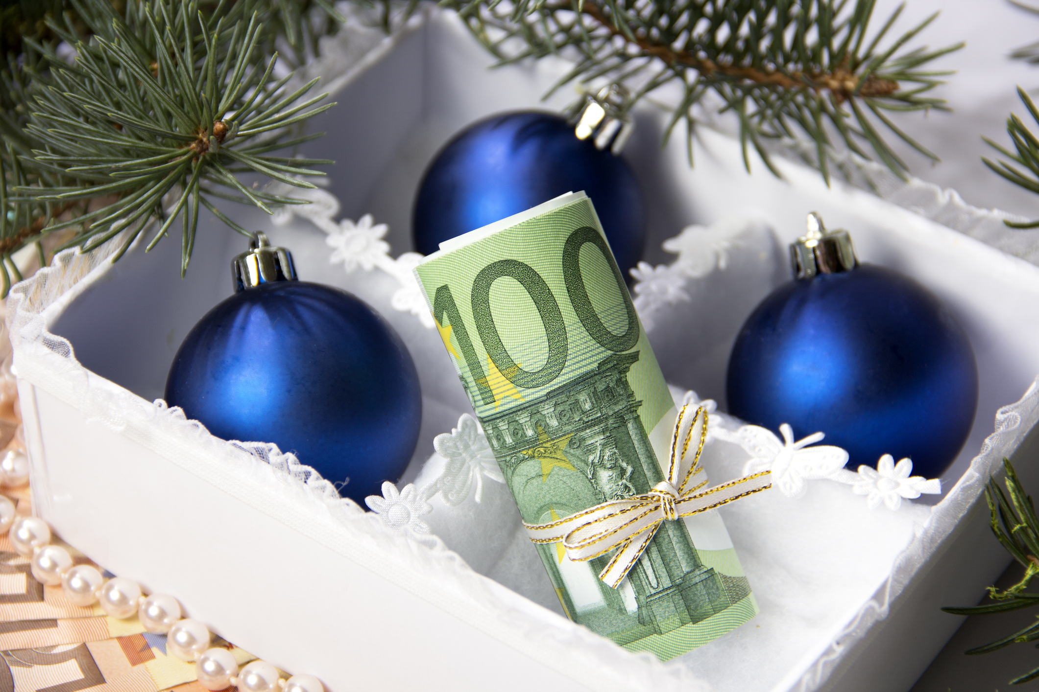 Bonus Natale 2024 i requisiti di reddito per ottenerlo