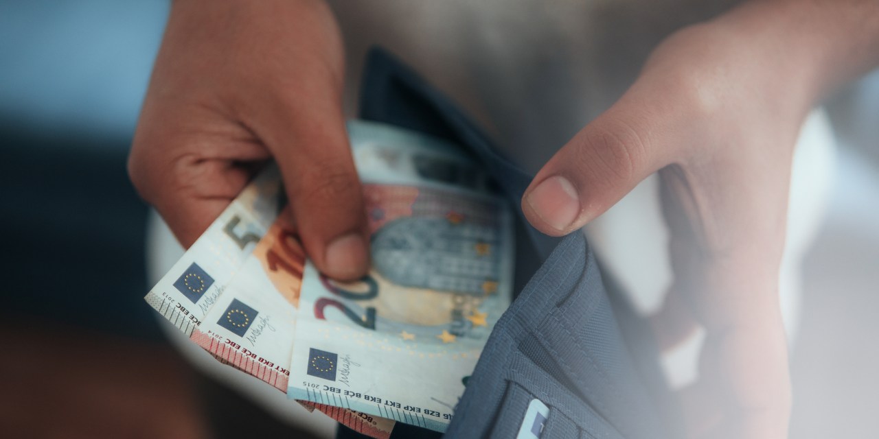 Part-time 30 ore settimanali: stipendio, ferie, permessi, tredicesima